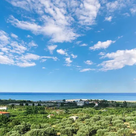 Stunning Apartment In Cariati With 1 Bedrooms And Wifi Appartamento *